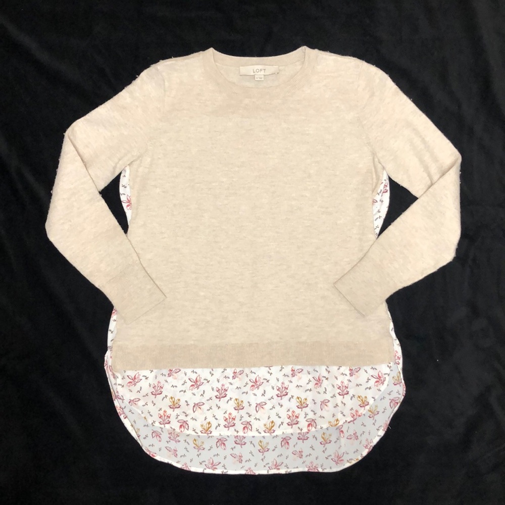 ⭐️ Crew neck mixed media sweater from Loft